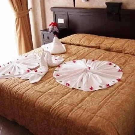Hotel Sweet 3*